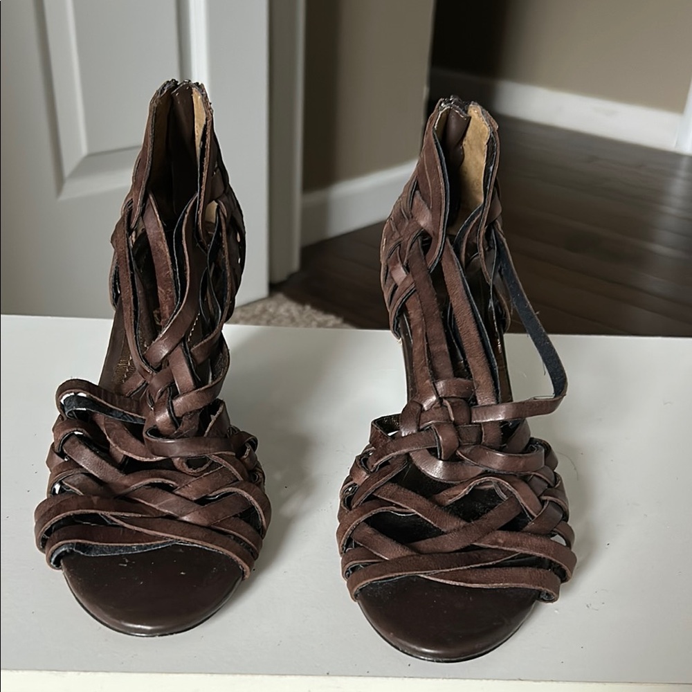 Report Brown Wedge Sandals with Strappy Design